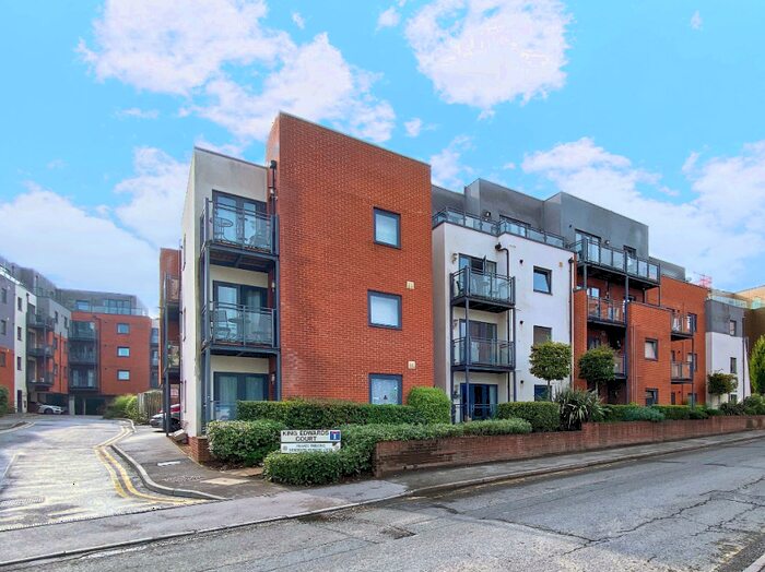 1 Bedroom Apartment To Rent In King Edward Court, Guildford, GU1