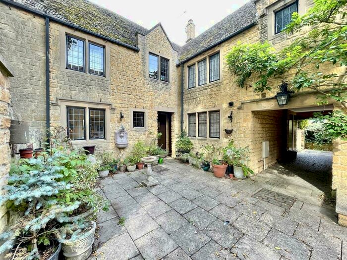 2 Bedroom Apartment To Rent In Weighbridge Court, Chipping Campden, GL55