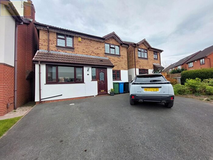 3 Bedroom Detached House To Rent In Barn Close, Urmston, Manchester, M41