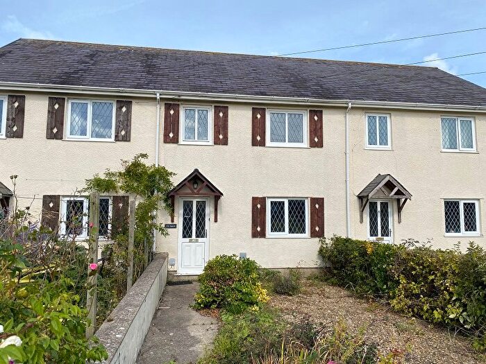 3 Bedroom Terraced House To Rent In Monksland Road, Scurlage, SA3
