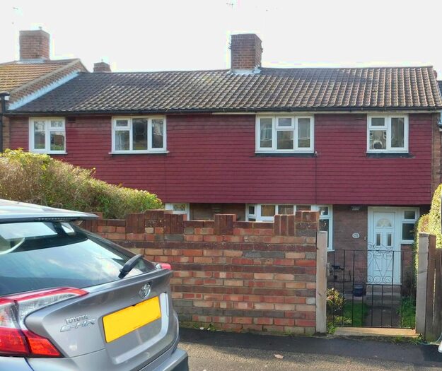 3 Bedroom Terraced House To Rent In St Williams Way, Rochester, ME1