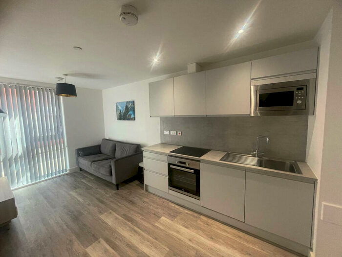 1 Bedroom Apartment To Rent In Henry Street, Sheffield, South Yorkshire, S3