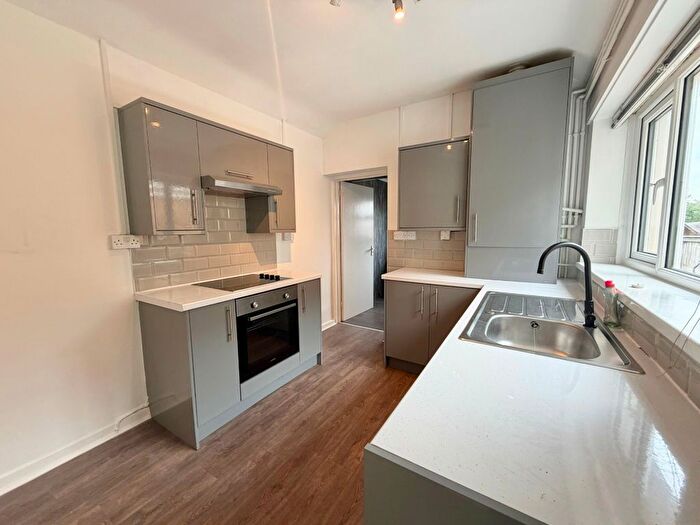 3 Bedroom End Of Terrace House To Rent In Oakfield Street, Pontarddulais, Swansea, SA4