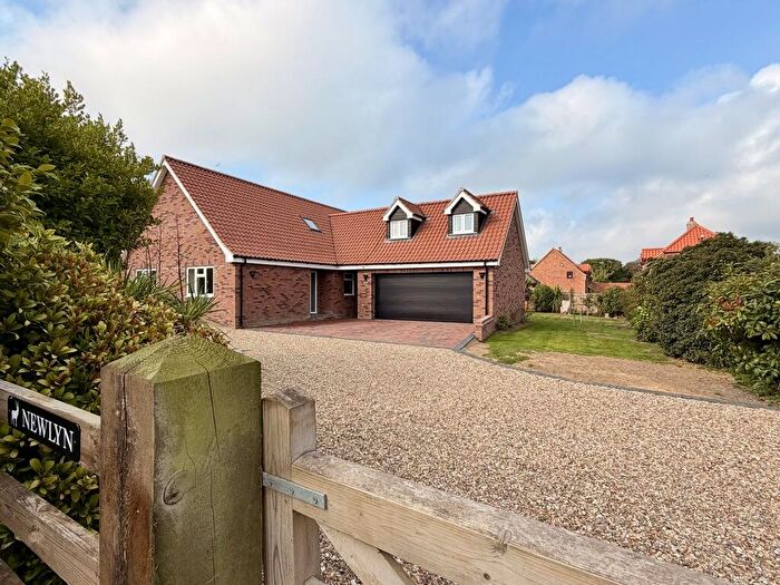 5 Bedroom Detached House For Sale In Newlyn, East Runton, Cromer, NR27