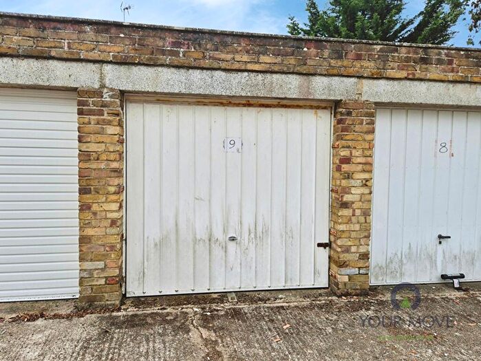 Property For Sale In Farmlands Close, Polegate, East Sussex, BN26