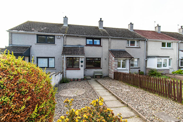 2 Bedroom Terraced House For Sale In Hill Road, Montrose, DD10