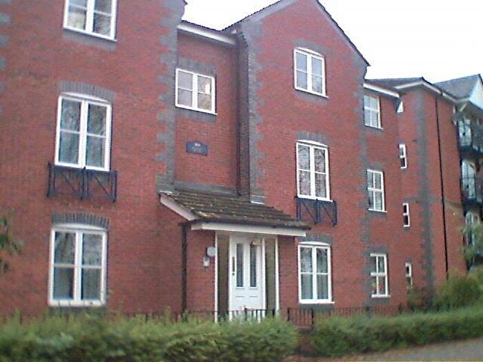 2 Bedroom Apartment For Sale In Drapers Field, Canal Basin, Coventry, CV1