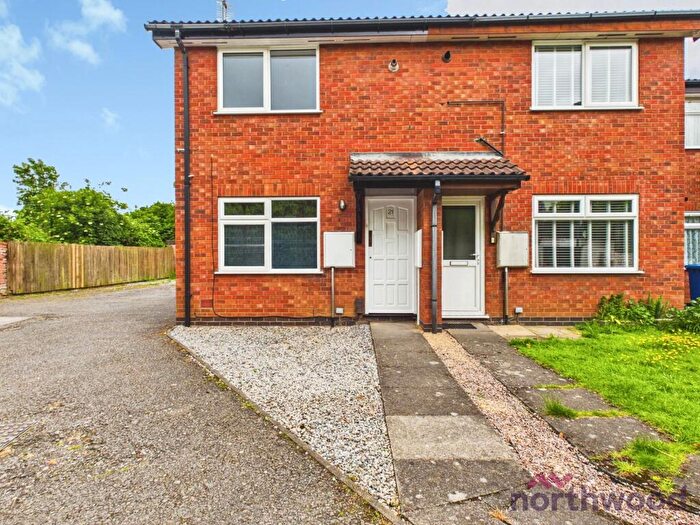 2 Bedroom End Of Terrace House For Sale In Ponsonby Terrace, City Centre, Derby, DE1