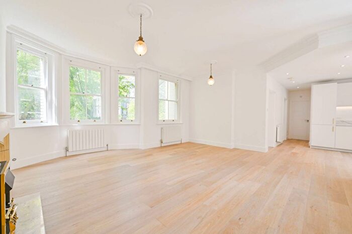 2 Bedroom Flat To Rent In Luxborough Street, Marylebone, London, W1U