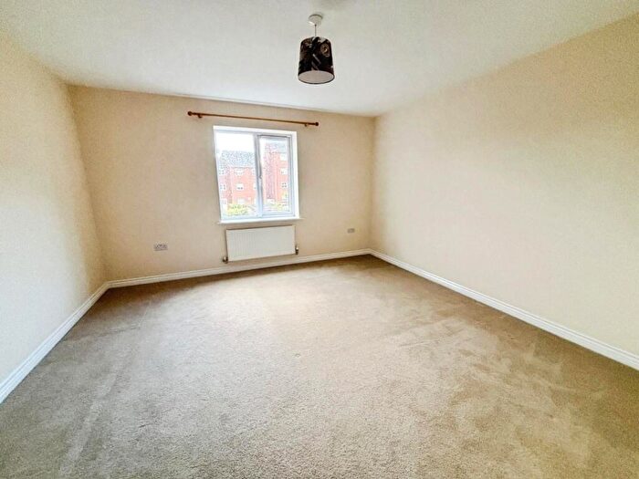 3 Bedroom Terraced House For Sale In Huxley Court, Stratford-upon-Avon, CV37