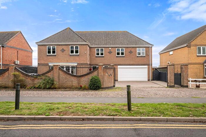 5 Bedroom Detached House For Sale In High Street, Ingoldmells, PE25