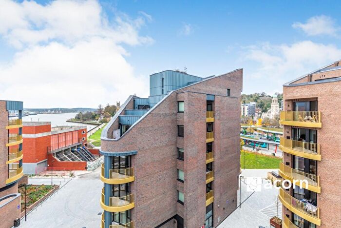 1 Bedroom Flat To Rent In Medway Street Chatham, ME4