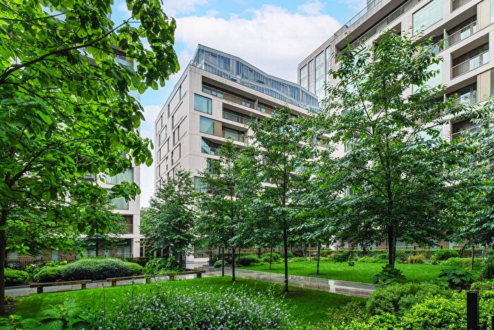 2 Bedroom Flat For Sale In Maclaren House, London, W14