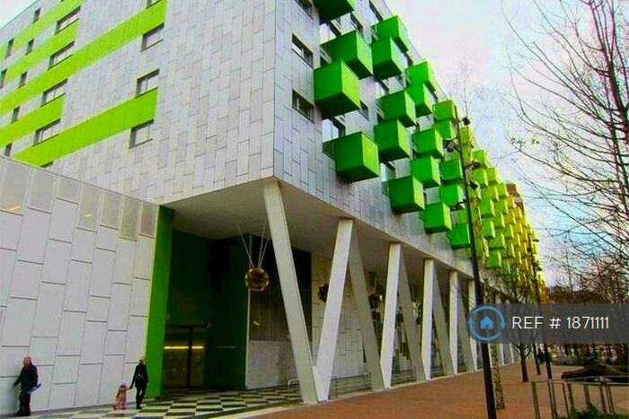 2 Bedroom Flat To Rent In Schrier Ropeworks, Barking, IG11