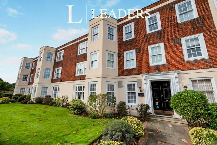 3 Bedroom Apartment To Rent In Festing Road, Southsea, PO4