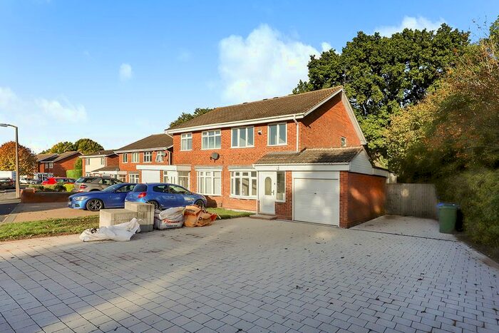 3 Bedroom Semi-Detached House To Rent In Gainsborough Drive, Wolverhampton, Staffordshire, WV6