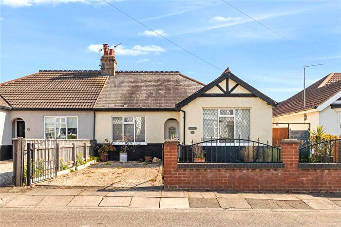 2 Bedroom Bungalow For Sale In Lindsey Road, Cleethorpes, N.E.Lincolnshire, DN35