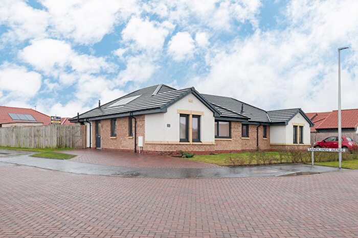 3 Bedroom Semi-Detached Bungalow For Sale In Sandilands Avenue, KY10