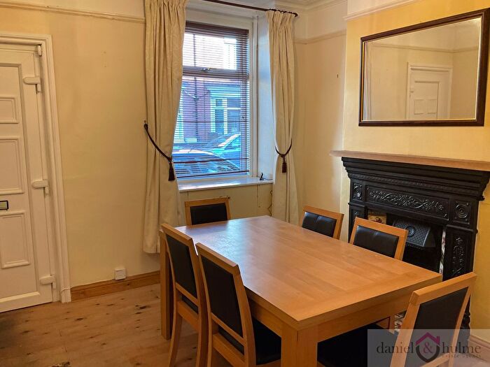 3 Bedroom Town House For Sale In Parker Street, Leek, Staffordshire, ST13