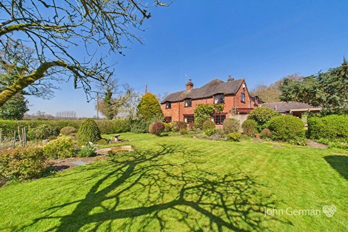 5 Bedroom Detached House For Sale In Dodsleigh Lane, Fradswell, ST18