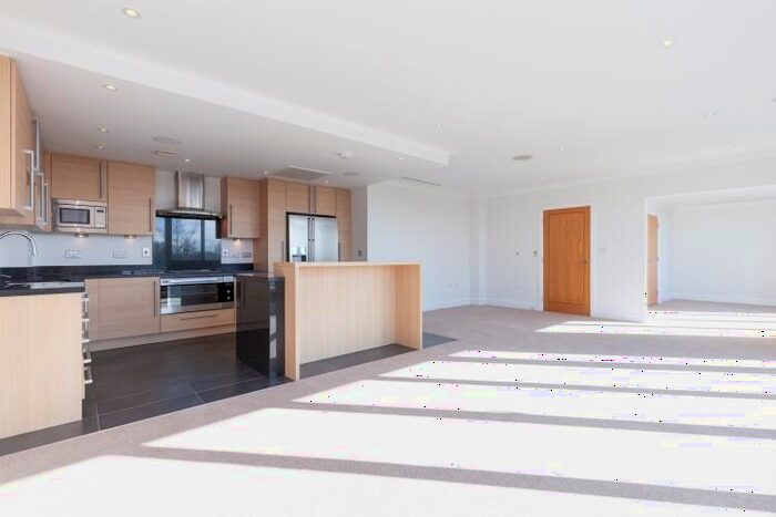 2 Bedroom Penthouse To Rent In Jericho, Oxford, OX2