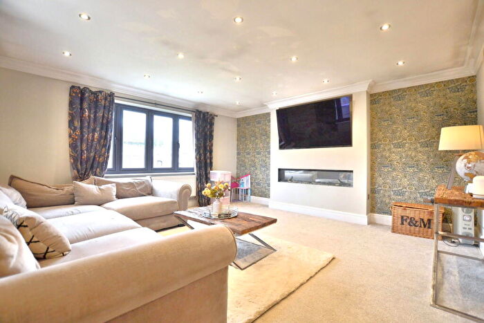 4 Bedroom Detached Bungalow For Sale In Fern Lawn, Abbeydale, Gloucester, GL4