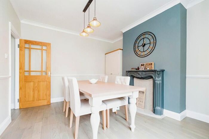 3 Bedroom Terraced House To Rent In Shirley Gardens, Barking, IG11