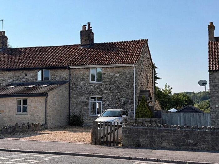 3 Bedroom End Of Terrace House For Sale In Wells Road, Westfield, BA3