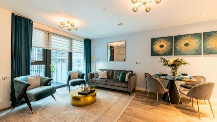 1 Bedroom Flat To Rent In Regency Heights, Acton, London, NW10