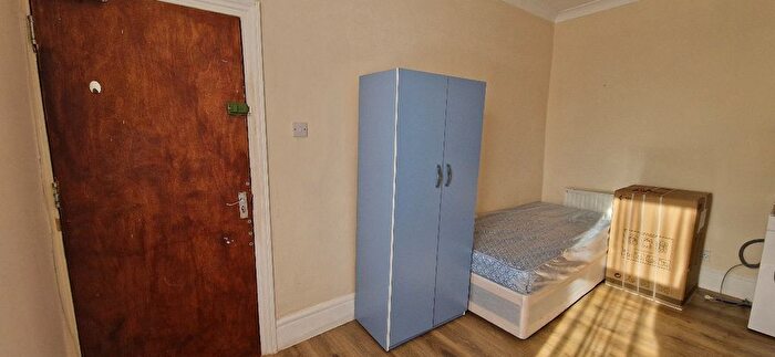 1 Bedroom Studio To Rent In Grove Road, London, E17