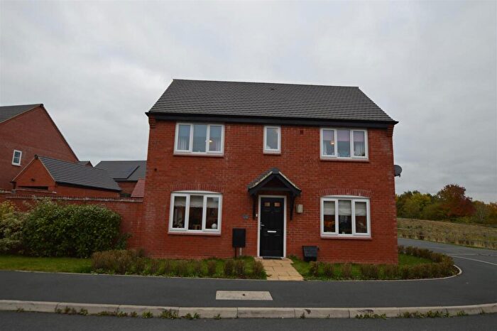3 Bedroom Semi-Detached House For Sale In Embleton Way, Chellaston, Derby, DE73