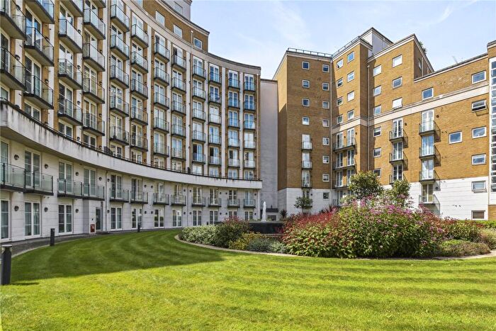 1 Bedroom Flat To Rent In Elizabeth Court, Palgrave Gardens, Marylebone, London, NW1