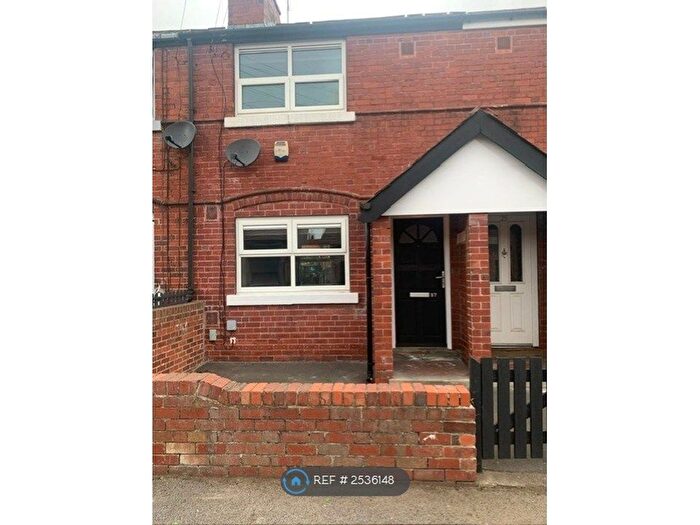 2 Bedroom Terraced House To Rent In Lincoln Street, Maltby, Rotherham, S66