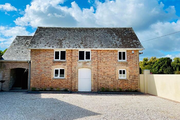 3 Bedroom Link Detached House For Sale In East Stoke, BH20