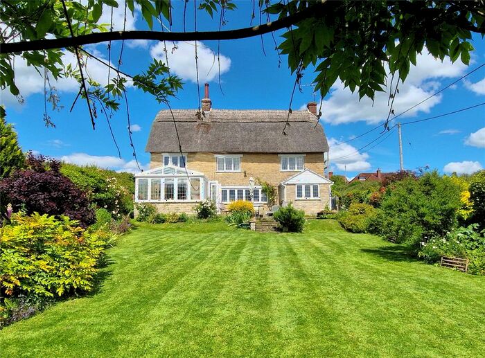 4 Bedroom Detached House For Sale In Fifehead Hill, Fifehead Magdalen, Dorset, SP8