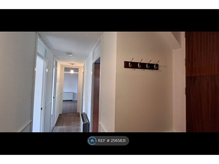 2 Bedroom Flat To Rent In Wheatsheaf Court, Colchester, CO1
