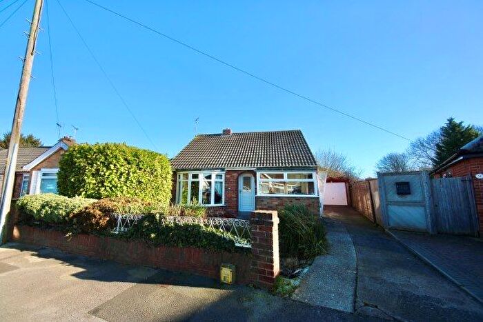 2 Bedroom Bungalow To Rent In Ashley Park Crescent, York, YO31