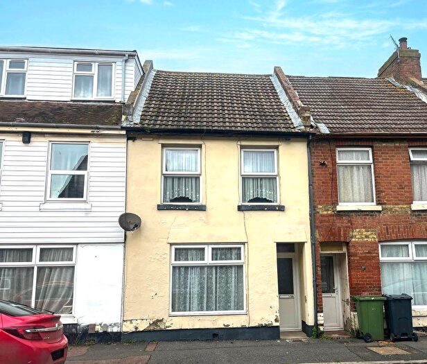 2 Bedroom Terraced House For Sale In Mead Road, Folkestone, CT19