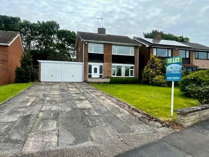 3 Bedroom Detached House To Rent In Hartland Road, Worksop, S80