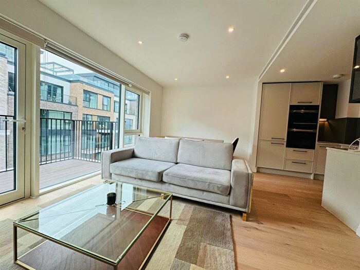 1 Bedroom Flat To Rent In Lockgate Road, London, SW6