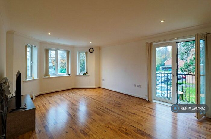2 Bedroom Flat To Rent In Casel Court, Stanmore, HA7