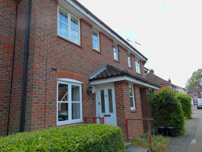 1 Bedroom Apartment To Rent In Horsford Street, Norwich, NR2