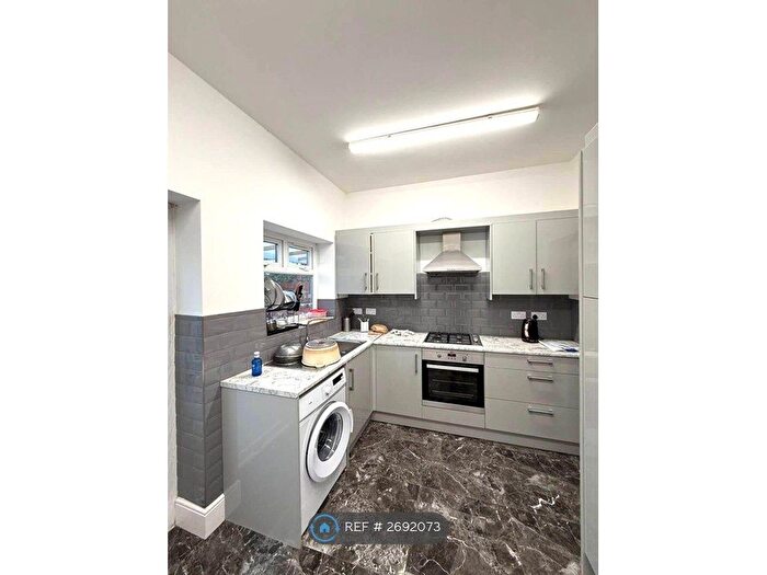 4 Bedroom Terraced House To Rent In Gordon Road, Ilford, IG1