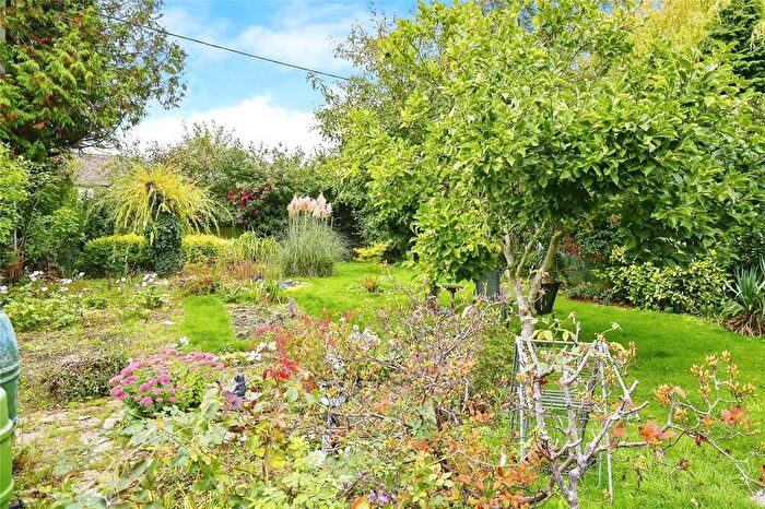 2 Bedroom Bungalow For Sale In Wroslyn Road, Freeland, OX29