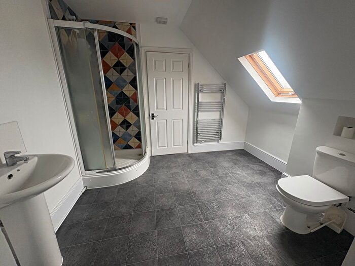 1 Bedroom Semi Detached House To Rent In Portswood Avenue, Southampton, SO17