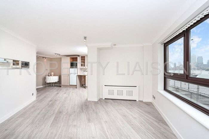 2 Bedroom Apartment To Rent In Freetrade Wharf, The Highway, Wapping, E1W