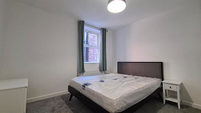 1 Bedroom Flat To Rent In Chatham Grove, West Didsbury, Manchester, M20