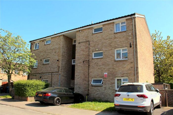 1 Bedroom Flat To Rent In Knole Close, Croydon, Surrey, CR0