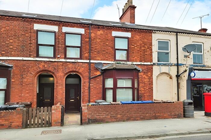 2 Bedroom Flat To Rent In Doncaster Road, Selby, North Yorkshire, YO8