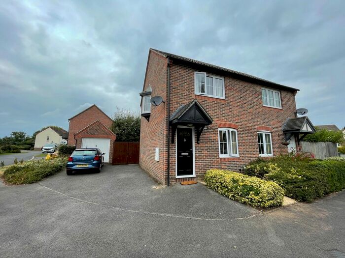 2 Bedroom Semi-Detached House To Rent In Pimpernel Place, Thatcham, RG18